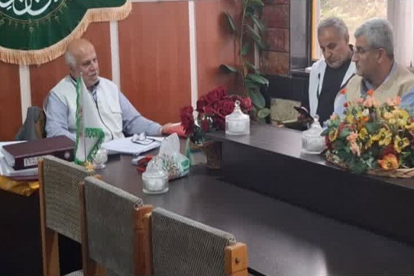 برگزاری نشست خادمیاران رضوی نکا با محوریت مهر و ایثار