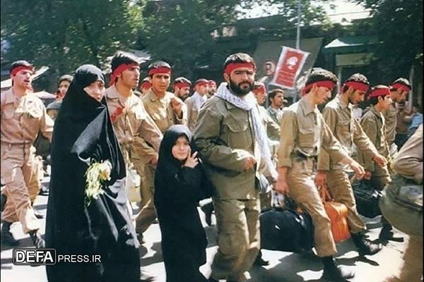 دفاع مقدس دفاع از عزت اسلام و پرچم ولایت بود