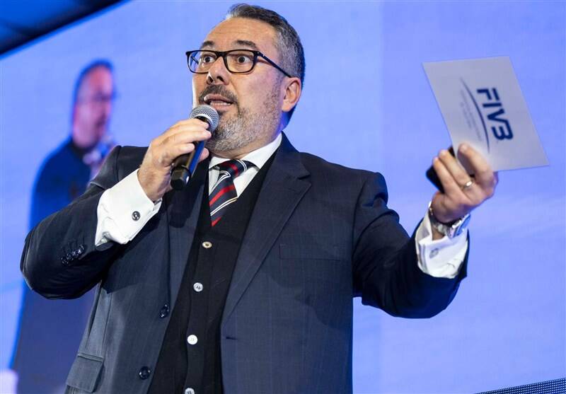 رئیس فدراسیون جهانی والیبال: مسابقه ایران - فیلیپین مثال‌زدنی بود