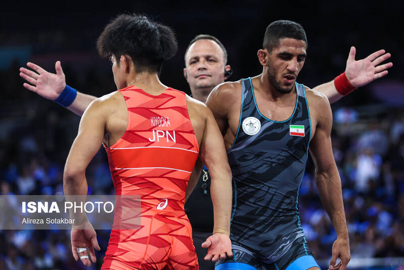 صعود سخت رحمان عموزاد به نیمه‌نهایی +فیلم