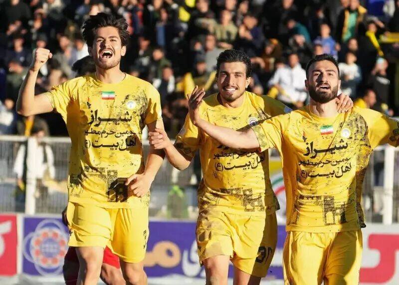 صعود فجرسپاسی به رده پنجم با شکست ذوب‌آهن