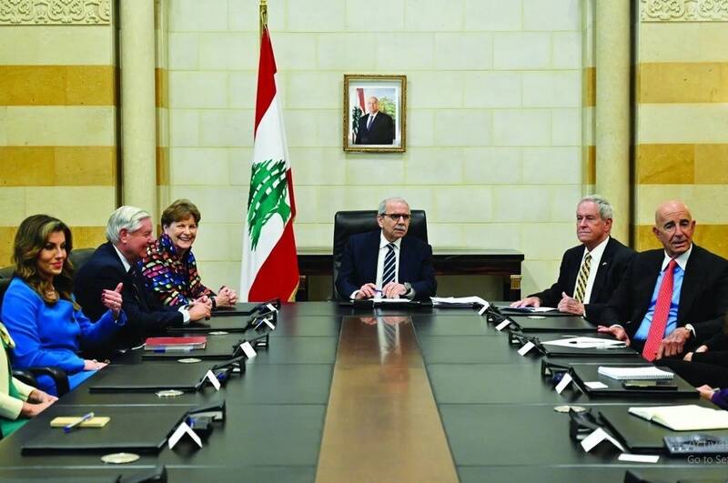 طعنه خبرنگار مسیحی به جوزف عون به سبب تسلیم شدن در برابر آمریکا