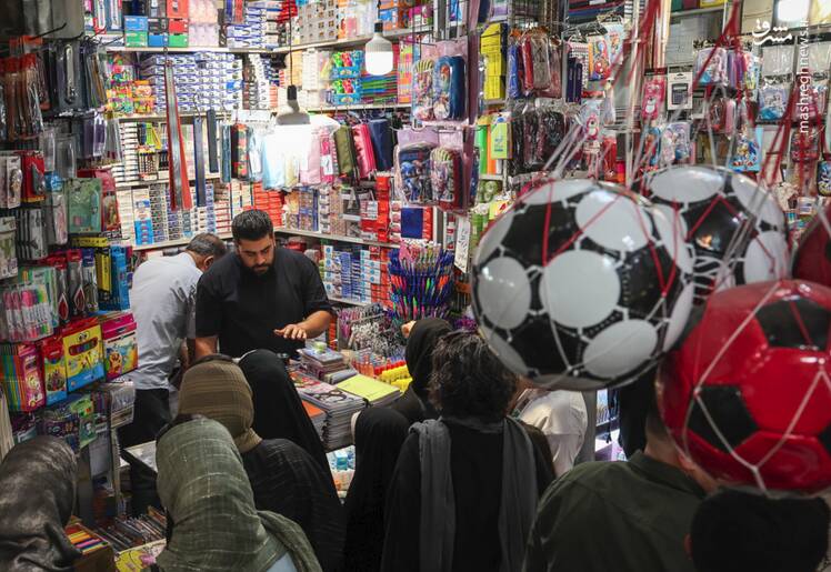 عکس/ بازار نوشت افزار در آستانه آغاز سال تحصیلی