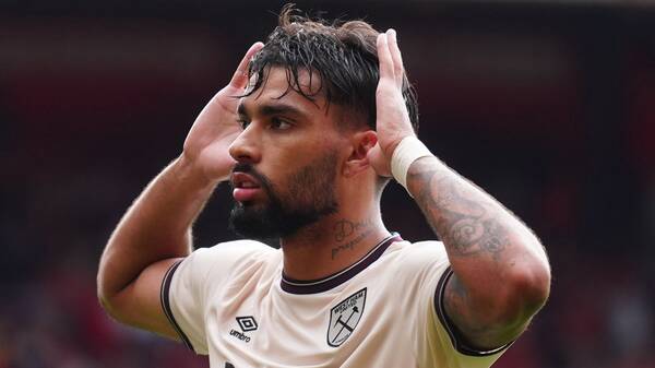 غیبت‌کردن مادر فوتبالیست برزیلی او را به دردسر انداخت