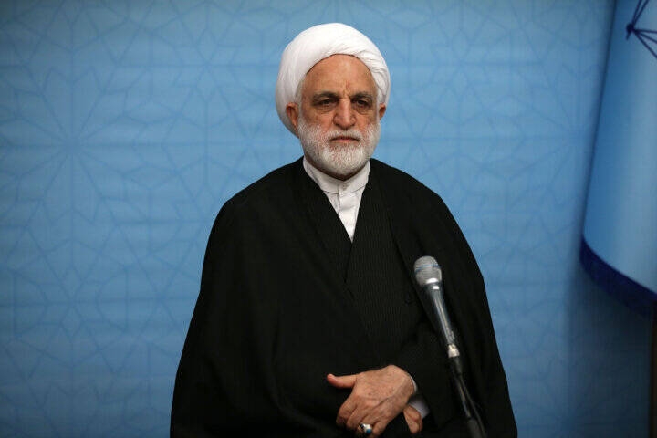 فیلم/ اژه‌ای: با منطق و موازین حقوقی در مقابل ظالمان باید ایستاد