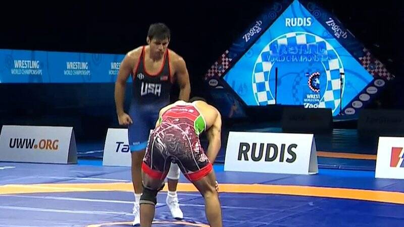 فیلم/ دیدار کامران قاسمپور مقابل حریف آمریکایی در نیمه نهایی