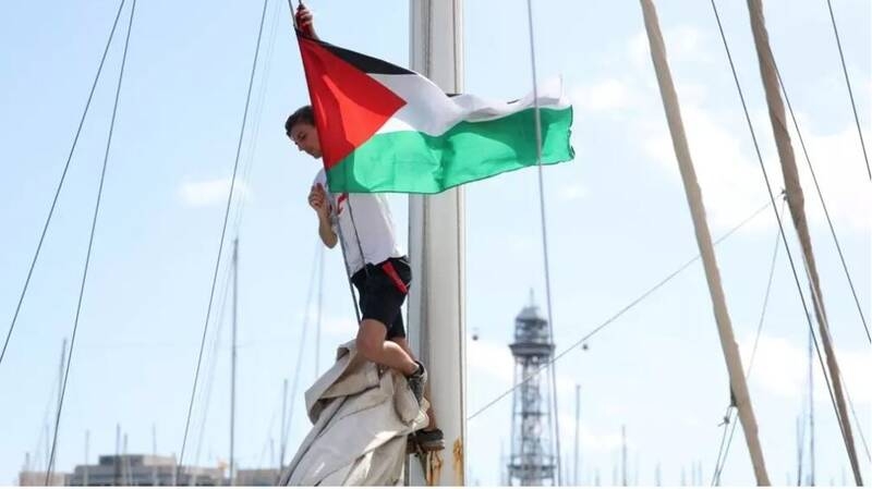 ناوگان «الصمود» از اسپانیا عازم غزه شد