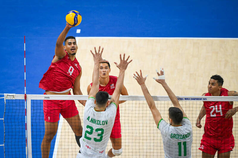 کامبک تماشایی والیبال بلغارستان مقابل آمریکا