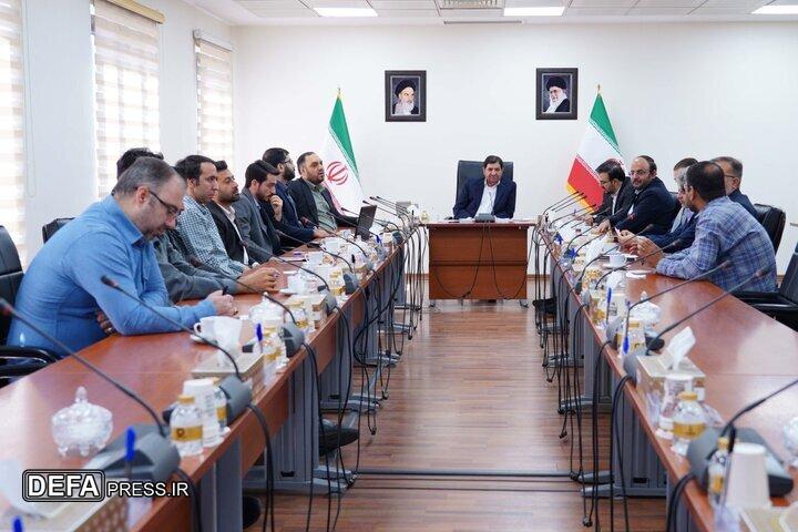 مخبر: کارهای بزرگ ایران پس از انقلاب با نگاهی هنرمندانه معرفی شود