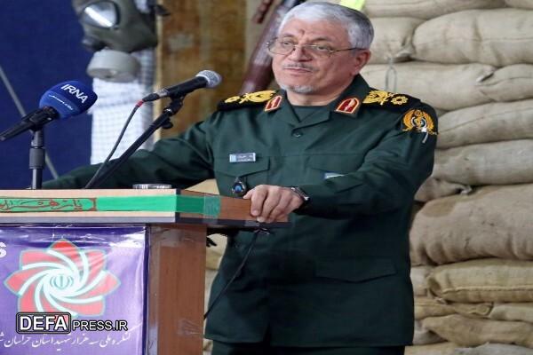 سردار «طلایی نیک»: ملت ایران هوشمندانه در برابر توطئه‌های دشمنان ایستاده است