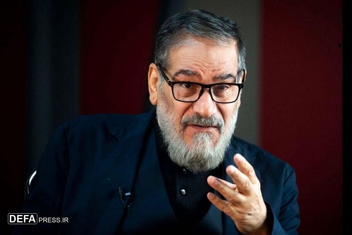 شمخانی: ماجرای هواپیمای اوکراینی را بلافاصله به روحانی اطلاع دادم