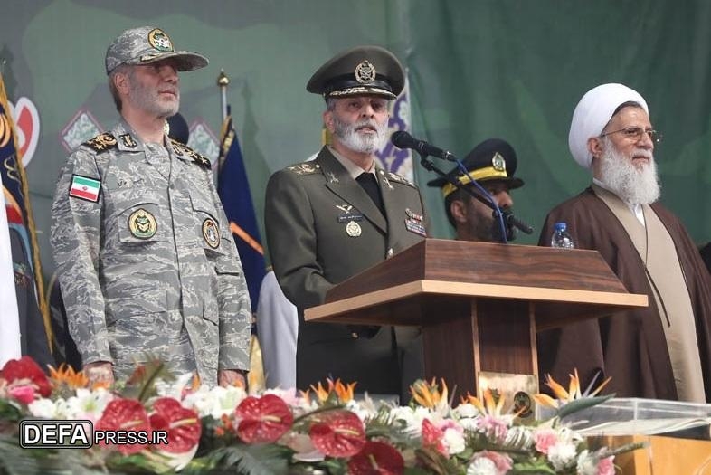 سرلشکر موسوی: ایران در سمت درست تاریخ ایستاده است/ در معرکه جنگ شناختی تمام‌عیار قرار داریم