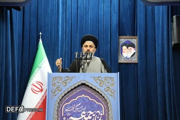 فلسفه و ماهیت ۱۳ آبان برای نسل جدید تبیین شود