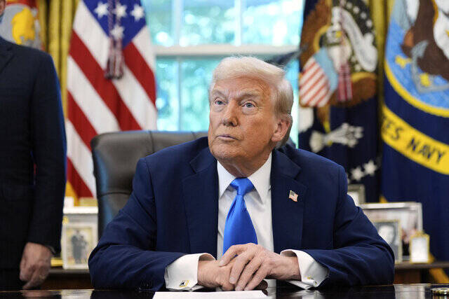 بعید است ترامپ جایزه نوبل را بگیرد، از بس درباره آن حرف زد