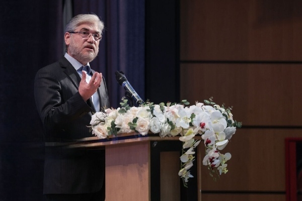 دیار گروس منشاء خدماتی ارزنده و ماندگار به کشور بوده است