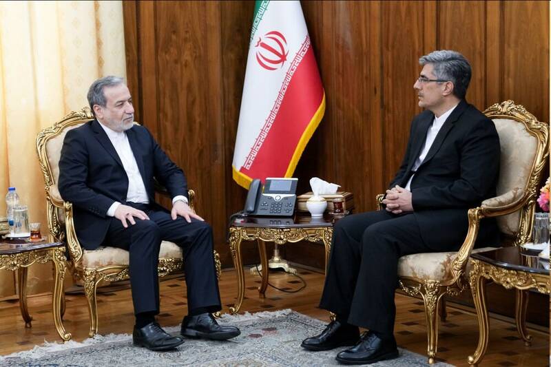 دیدار سفیر جدید ایران در تانزانیا با وزیر امور خارجه