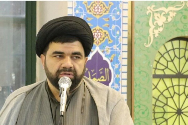 زنده نگه داشتن یاد شهدا بهترین راه مقابله با جنگ نرم دشمن است