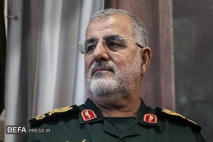 سرلشکر پاکپور: نیروی دریایی سپاه با همه توان به هر تهدیدی پاسخ می‌دهد