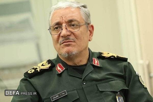 طلایی‌نیک: دشمن در جنگ اخیر ضربه سنگینی از توان آفندی ما دریافت کرد