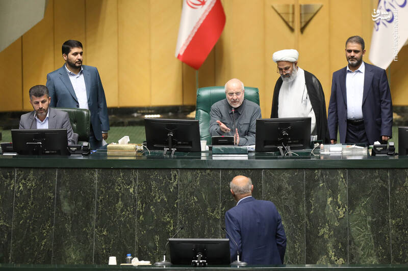 عکس/ صحن علنی سه شنبه ۶ آبان ماه مجلس