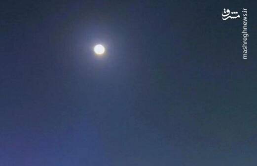 عکس/ ماه کامل بر فراز حرم رضوی