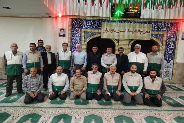 نشست هم‌افزایی فرهنگی در یادمان شهدای گمنام موزه دفاع مقدس و مقاومت مازندران+ تصاویر