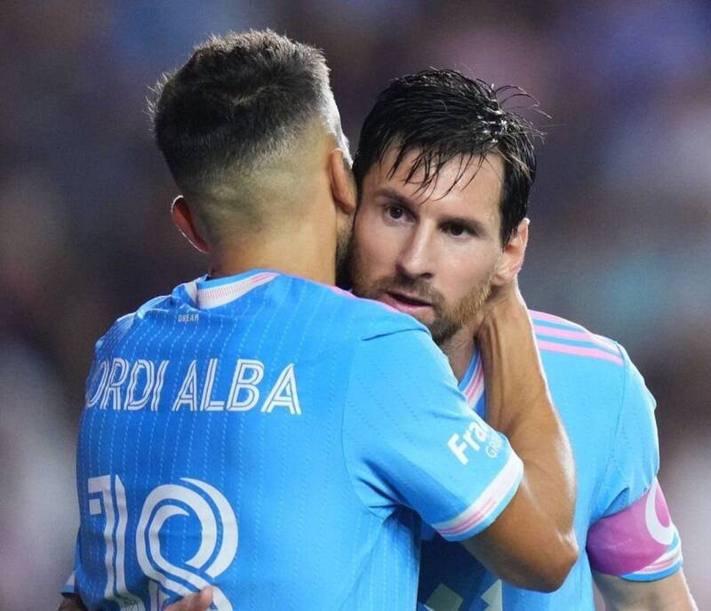 هت‌تریک مسی در پاس گل و برد اینترمیامی