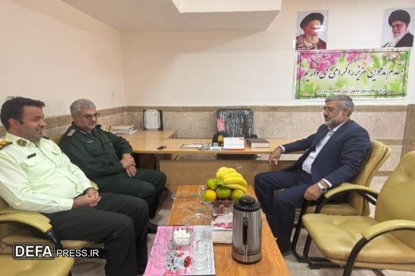 هر یک از پیشکسوتان دفاع مقدس یک گنجینه هستند