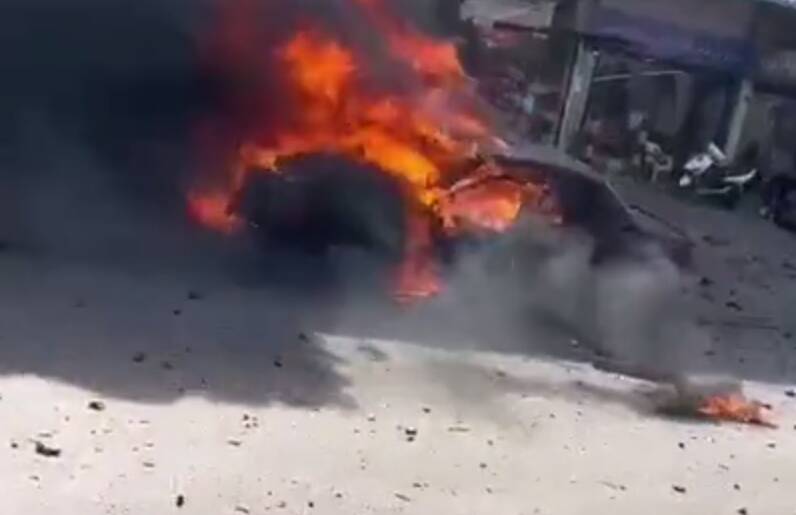 فیلم/ حمله پهپادی اسرائیل به یک خودرو در لبنان