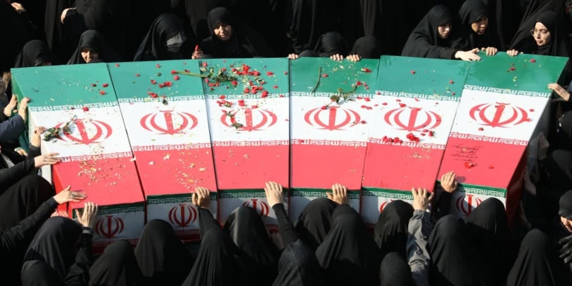 تشییع پیکرهای مطهر 300 شهید دوران دفاع مقدس در سالروز شهادت حضرت زهرا (س)