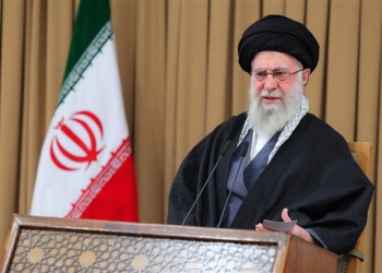 رهبر انقلاب