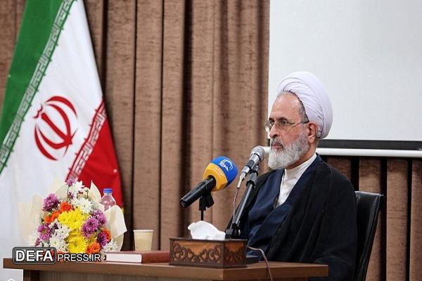 معارف عقلی و فلسفی، کلید پاسخگویی به گره‌های ذهنی جهان است