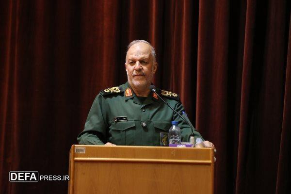 فرمانده سپاه اصفهان: دشمن در محاسبه اراده ملت ایران اشتباه کرد