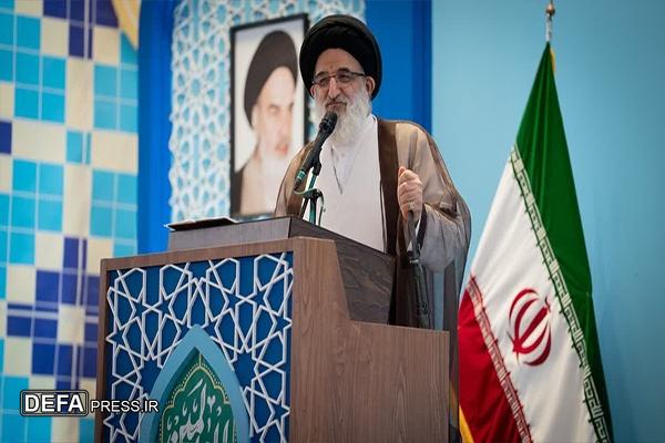 ایران مقتدر است چون قدرتش از درون می‌جوشد