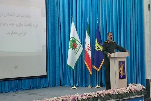 توانمندسازی جوانان زمینه‌ساز جامعه‌سازی و ضامن تداوم انقلاب است