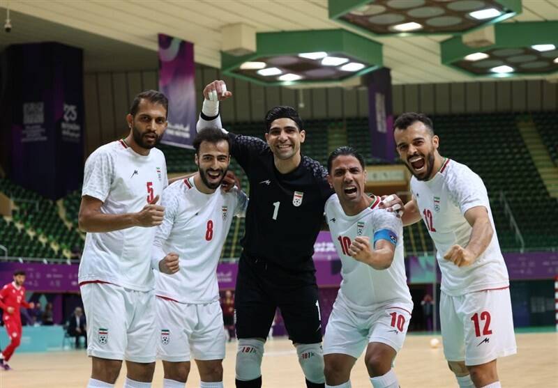 صعود تیم ملی فوتسال به نیمه‌نهایی با طوفان ۱۲ دقیقه‌ای +فیلم