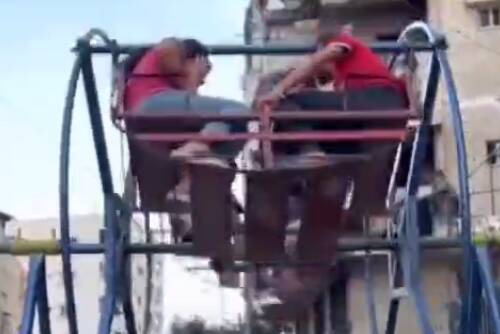 فیلم/ جریان زندگی در غزه در میان ویرانی‌ها