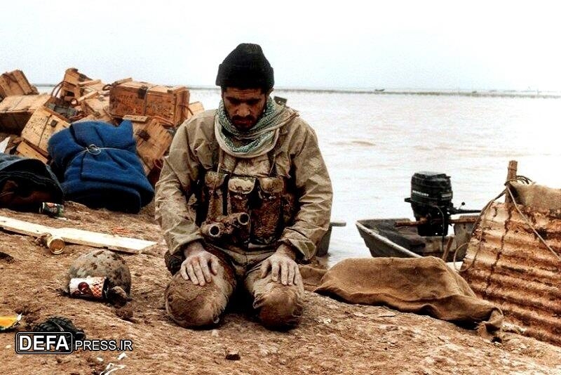 معنویت‌گرایی؛ ستون مقاومت در دفاع مقدس