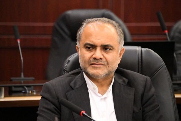 نقش آگاهی‌بخشی علمی به نوجوانان در پیشگیری از آسیب‌های اجتماعی