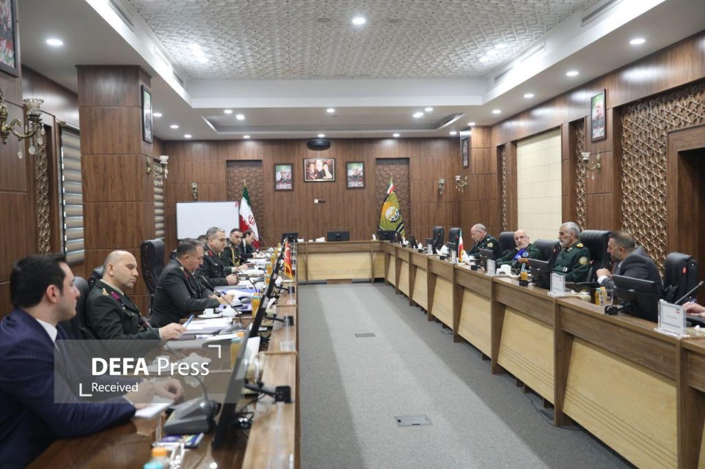 دیدار سپهبد «ایلکای آلتین داغ» با معاون اطلاعات و امنیت ستاد کل نیرو‌های مسلح