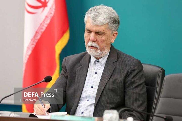 وزیر فرهنگ: شهدا پیوند دهنده دل‌ها و نسل‌ها و چراغی برای آینده هستند
