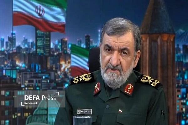 سرلشکر رضایی: راهپیمایی ۲۲ دی بن بست جدی در طرح آمریکا ایجاد کرد